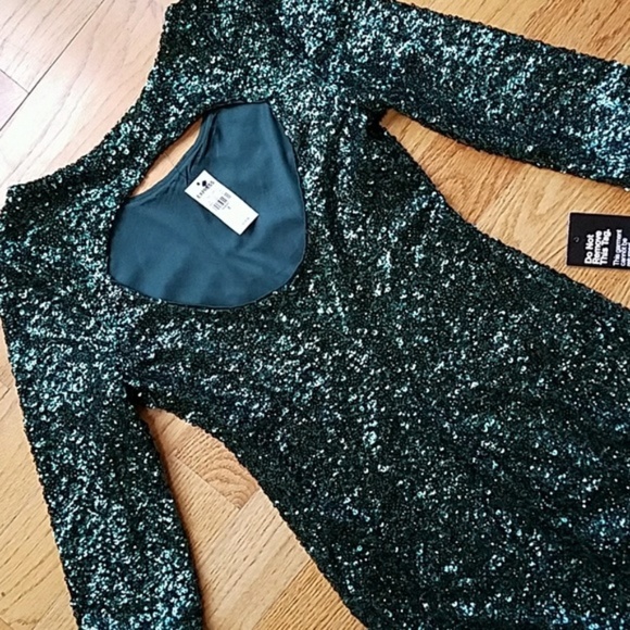 Express Sequin Dress - Picture 3 of 6